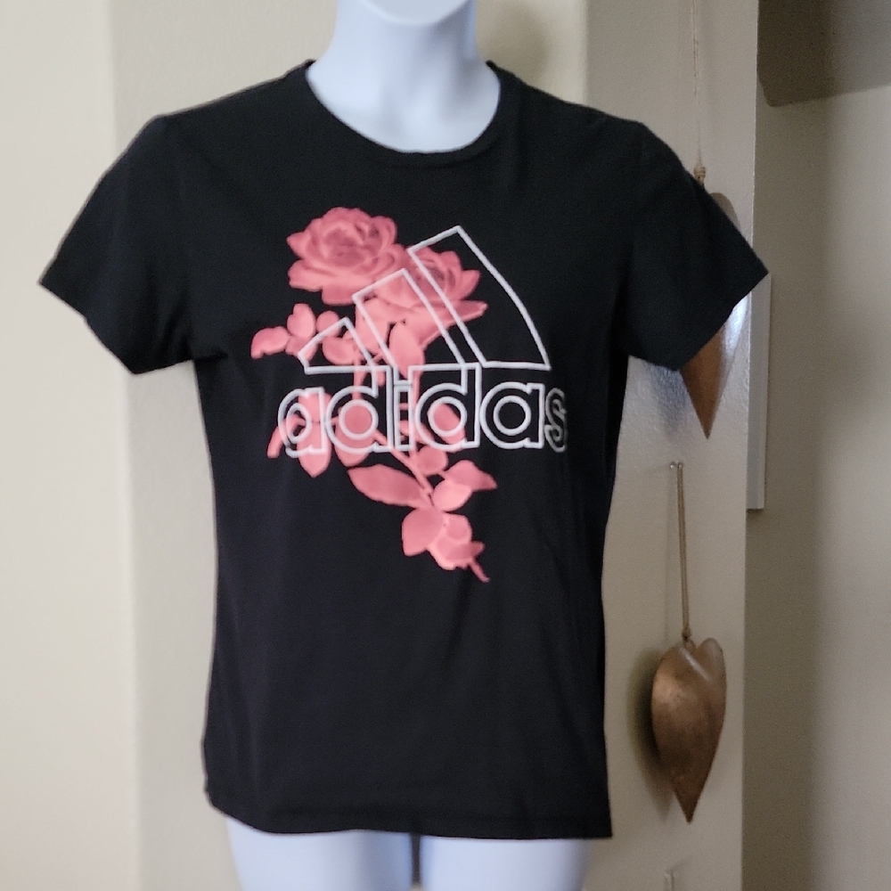 ADIDAS AMPLIFIER TEE Short Sleeve Rusty Pink Salmon Color Floral Black sz L